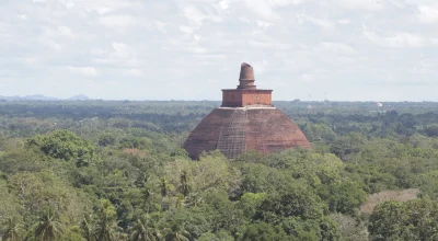 anuradhapura-sri-lanka