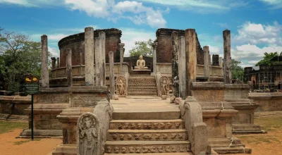 polonnaruwa-sri-lanka