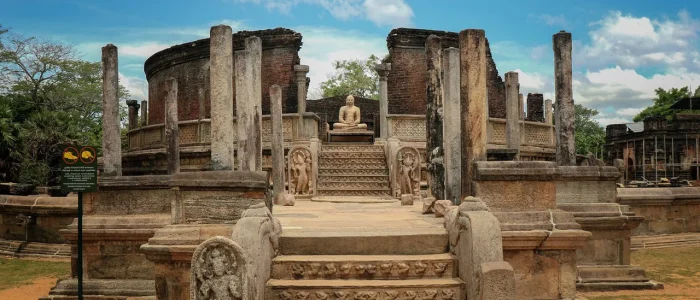 polonnaruwa-sri-lanka polonnaruwa-sri-lanka