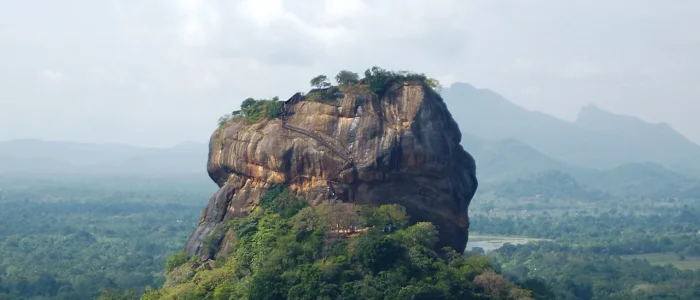 sigiriya-lion-rock-sri-lanka sigiriya-lion-rock-sri-lanka
